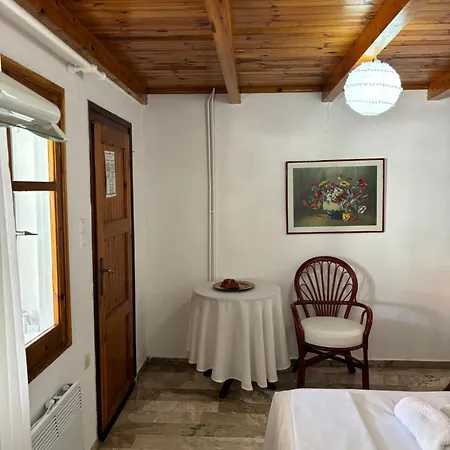 Marias Πανδοχείο *